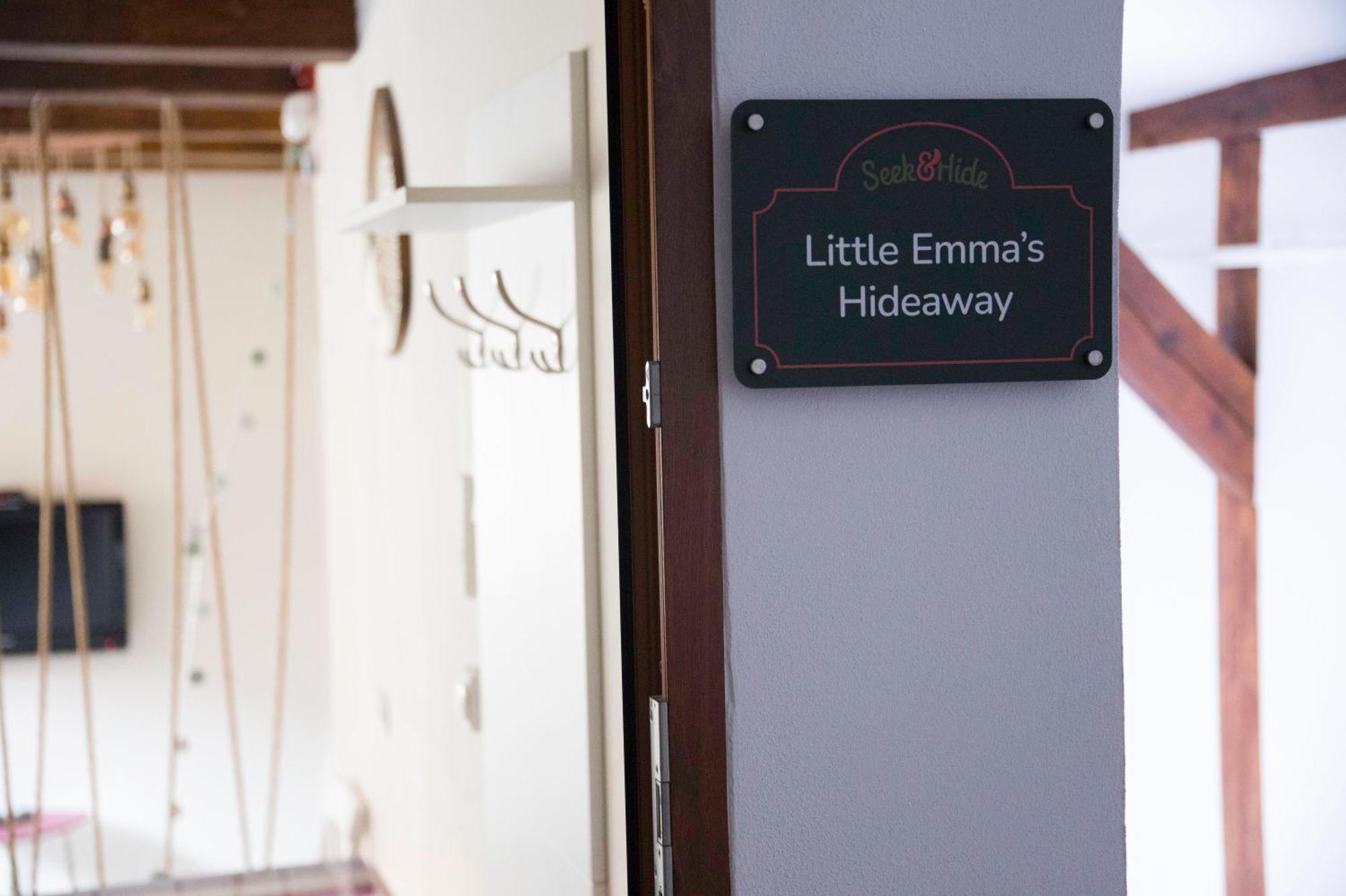 Seek And Hide - Little Emma'S Hideaway Braşov Eksteriør bilde